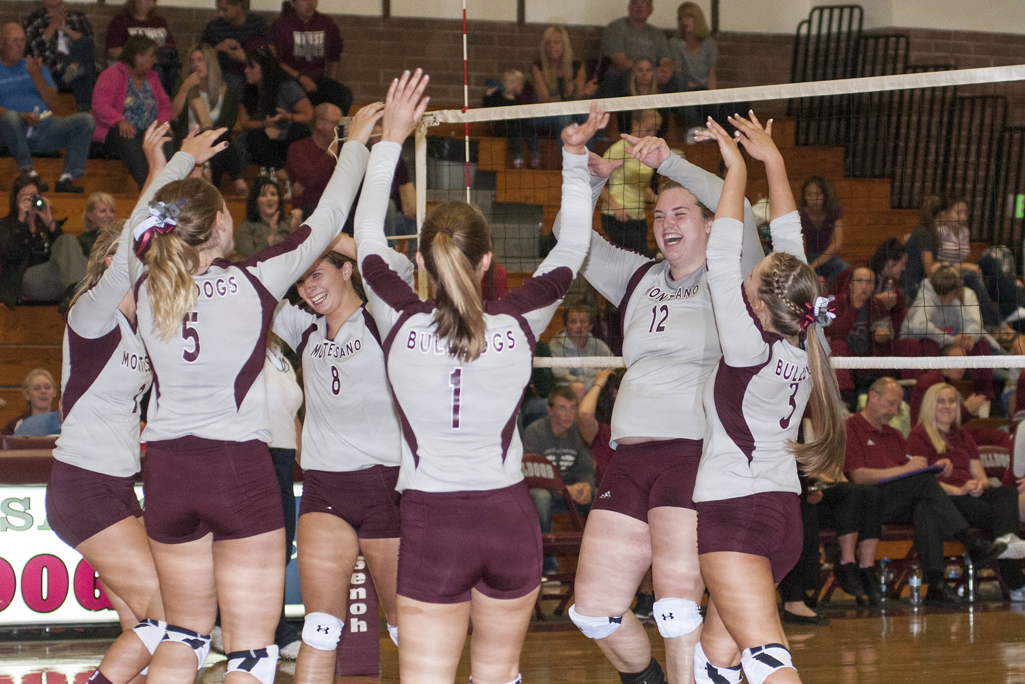 (Brendan Carl | GH Newspaper Group) The Montesano players celebrate after a block in a 3-0 win over Chehalis on Sept. 6.