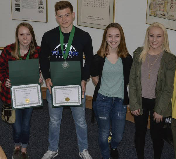 Award winners from left to right: Maddi Everson, Doug Wescott, Alyssa Sauer and Zoe Wright.