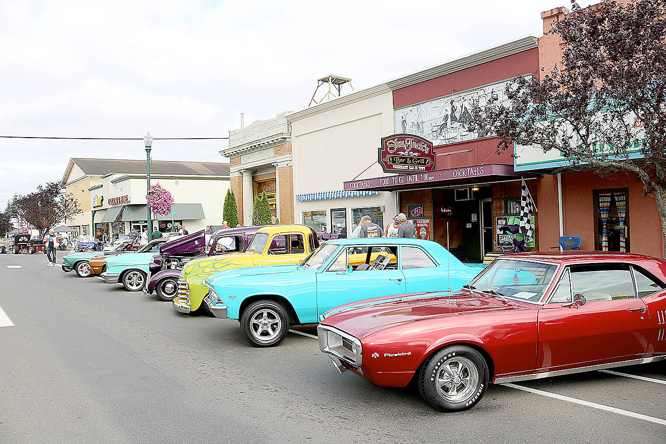(Travis Rains | The Vidette) The 9th Annual Heat on the Street Car and Motorcycle Show in Elma drew 289 classic cars and some 2,500 people.