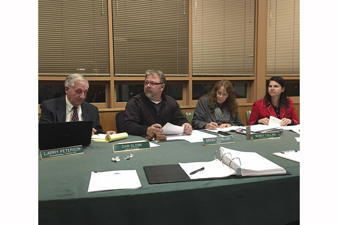 Todd Bennington | The Vidette The McCleary City Council passed a budget for 2018 on Nov. 29. Pictured are City Attorney Dan Glenn, Mayor Brent Schiller, Clerk-Treasurer Wendy Collins, and council member Brenda Orffer.