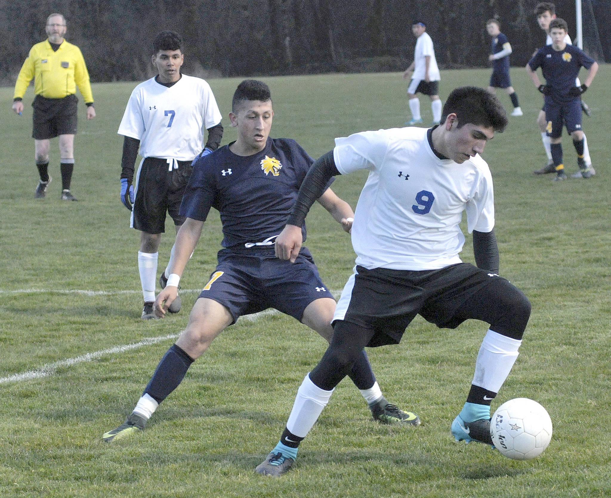 Bobcats pull away from Elma in soccer