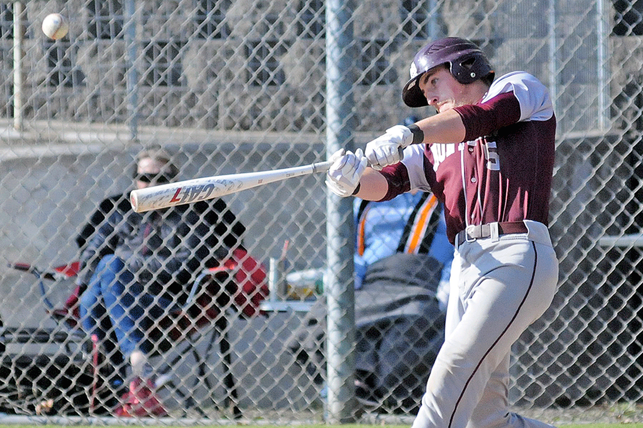 Montesano baseball rolls Rainier on Senior Night