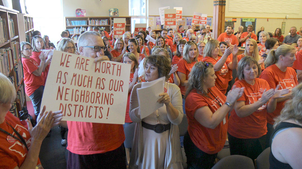 Educators and their families crowd the Simpson Elementary library Thursday, Sept. 27, during the Montesano School Board meeting. Photo by Michael Lang, Grays Harbor News Group