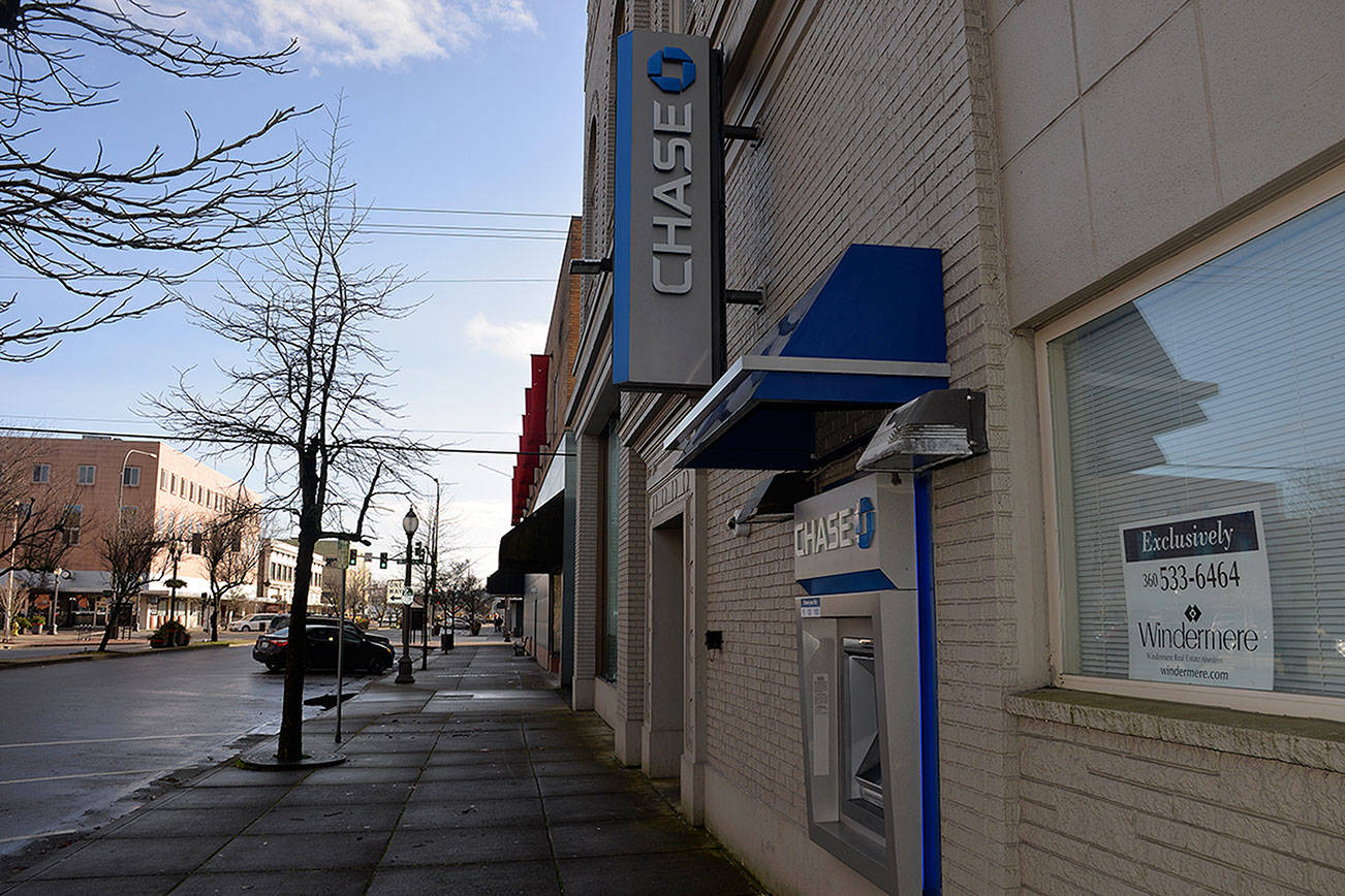 Louis Krauss | Grays Harbor News Group                                Chase Bank along South Broadway Street in Aberdeen, which will close March 28.