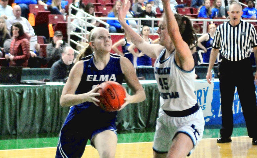 Elma falls to defending champs