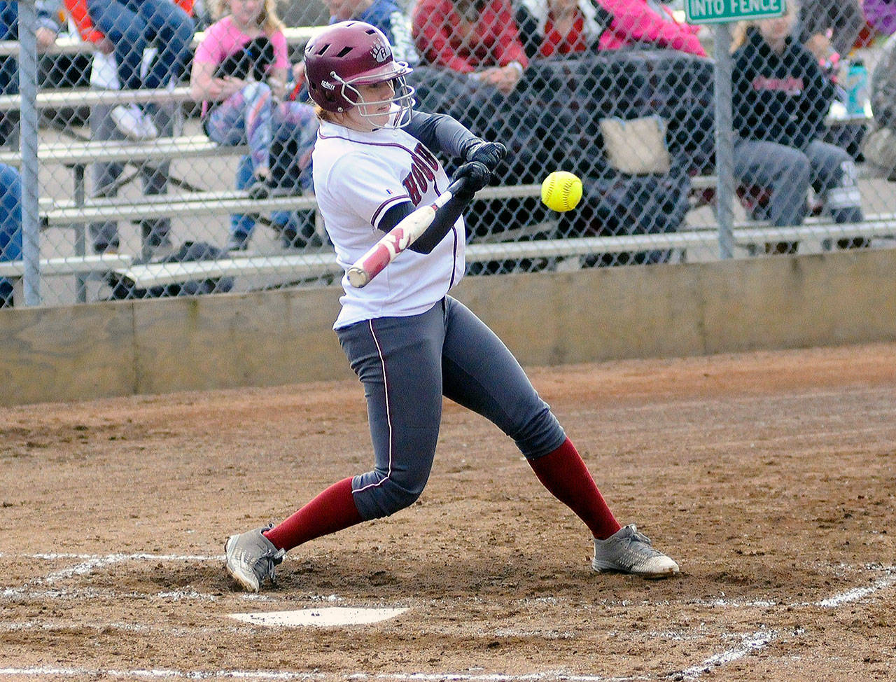 Hoquiam’s Jade Cox hits a double in the second inning against Elma on Tuesday. (Hasani Grayson | Grays Harbor News Group)