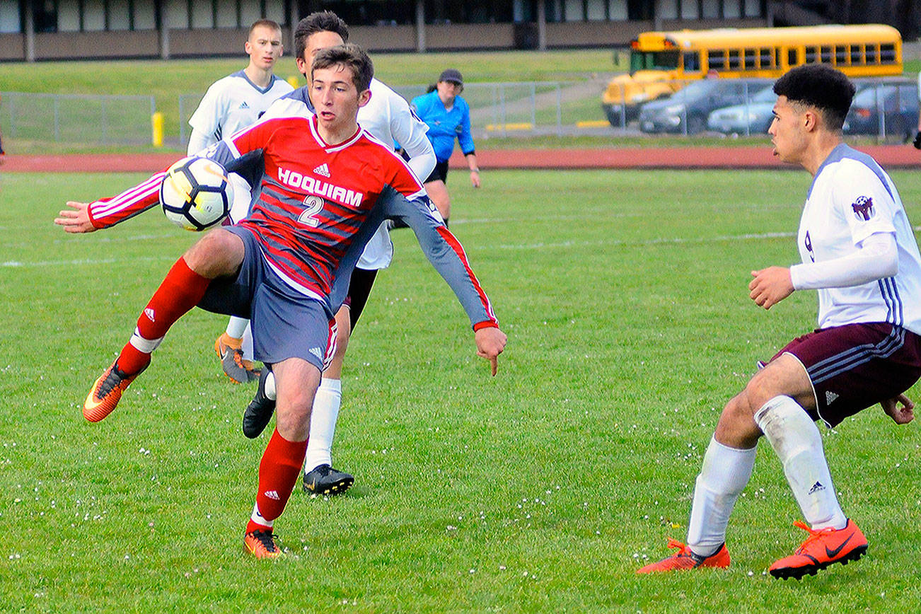 Hoquiam soccer team shuts out Bulldogs