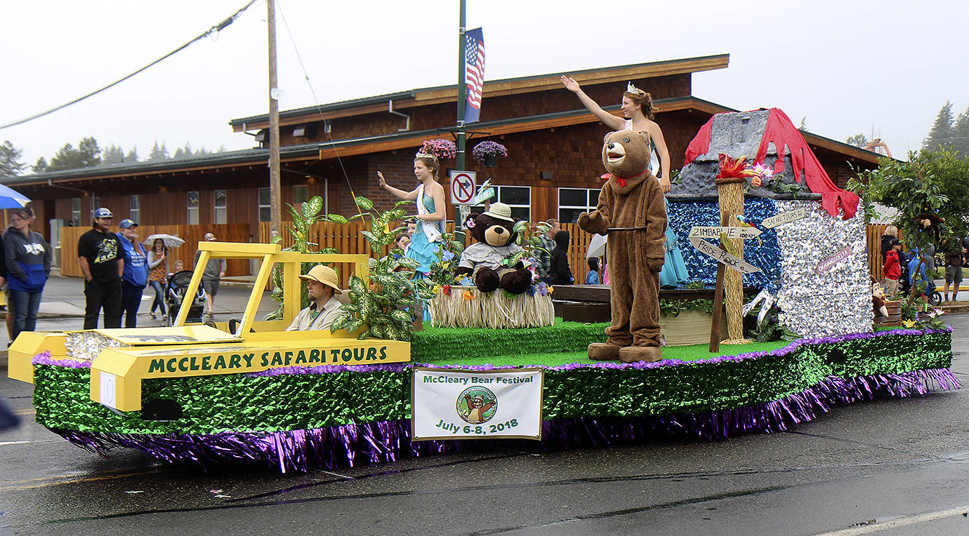 DAN HAMMOCK | GRAYS HARBOR NEWS GROUP One of the more elaborately decorated floats in in last year’s Bear Festival parade was the festival’s own. This year’s events run July 12-14.