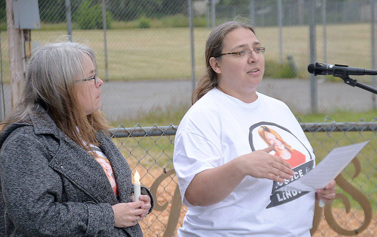 DAN HAMMOCK | GRAYS HARBOR NEWS GROUP                                Michelle Ames, right, welcomes everyone who attended the dedication of the Lindsey Baum remembrance garden Wednesday in McCleary. She thanked the many volunteers, the city of McCleary and local businesses who made the garden possible.