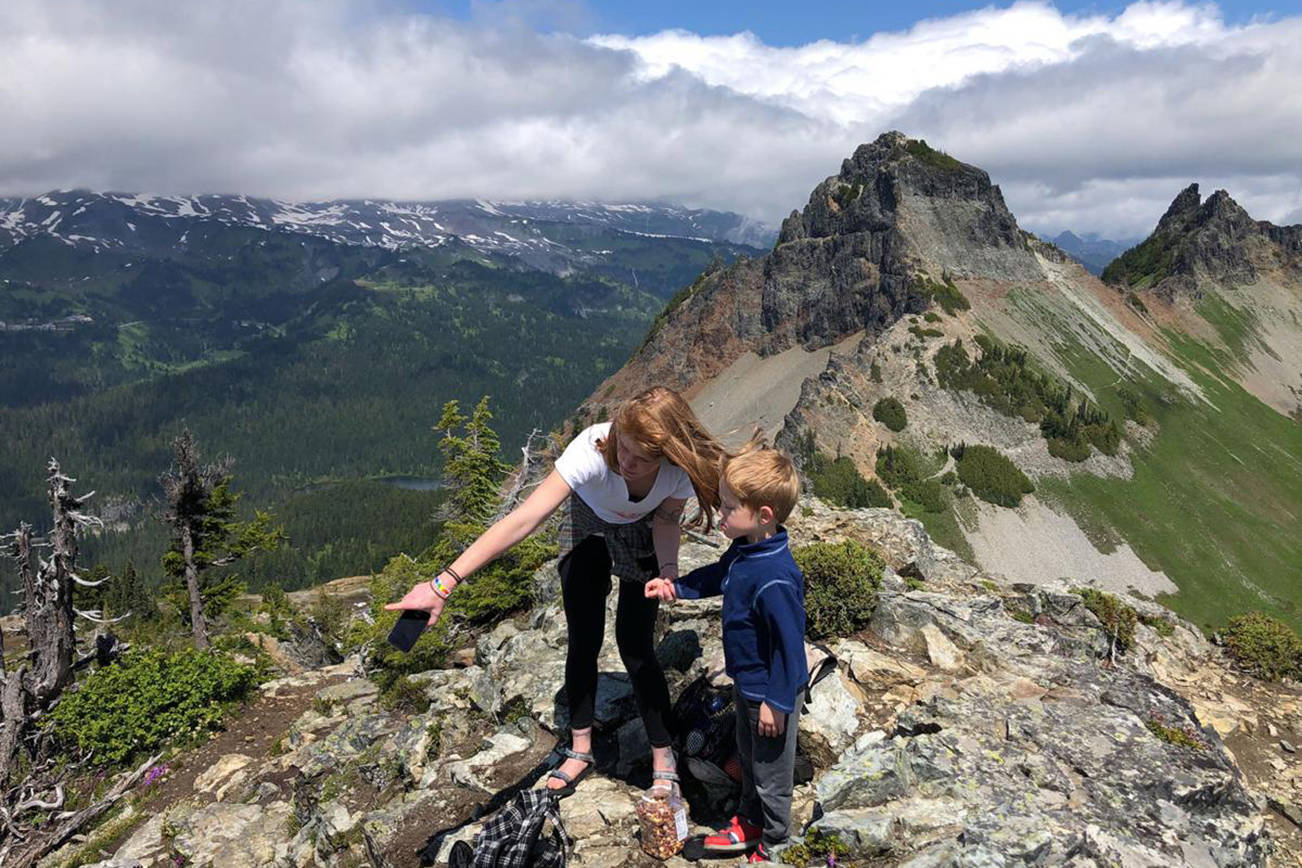 Pinnacle Peak Trail is a scenic day hike at Mt. Rainier National Park