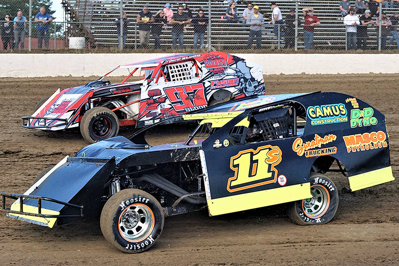 Sweatman, Fritts, Evans and Simpson win feature race