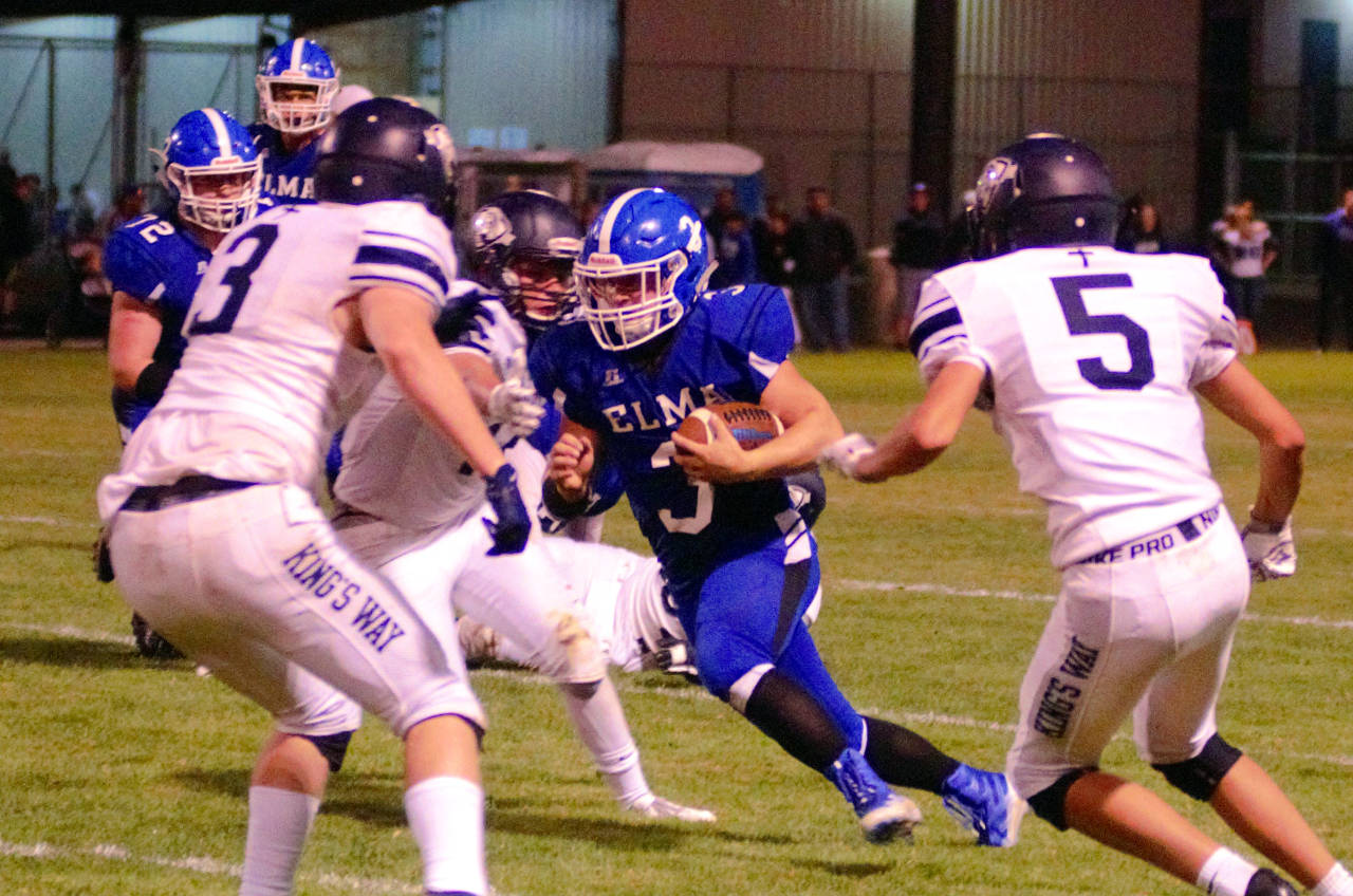 Elma’s Brady Shriver runs for a 57-yard touchdown during Friday’s game against King’s Way Christian in Elma. (Photo by Sue Michalak Budsberg)