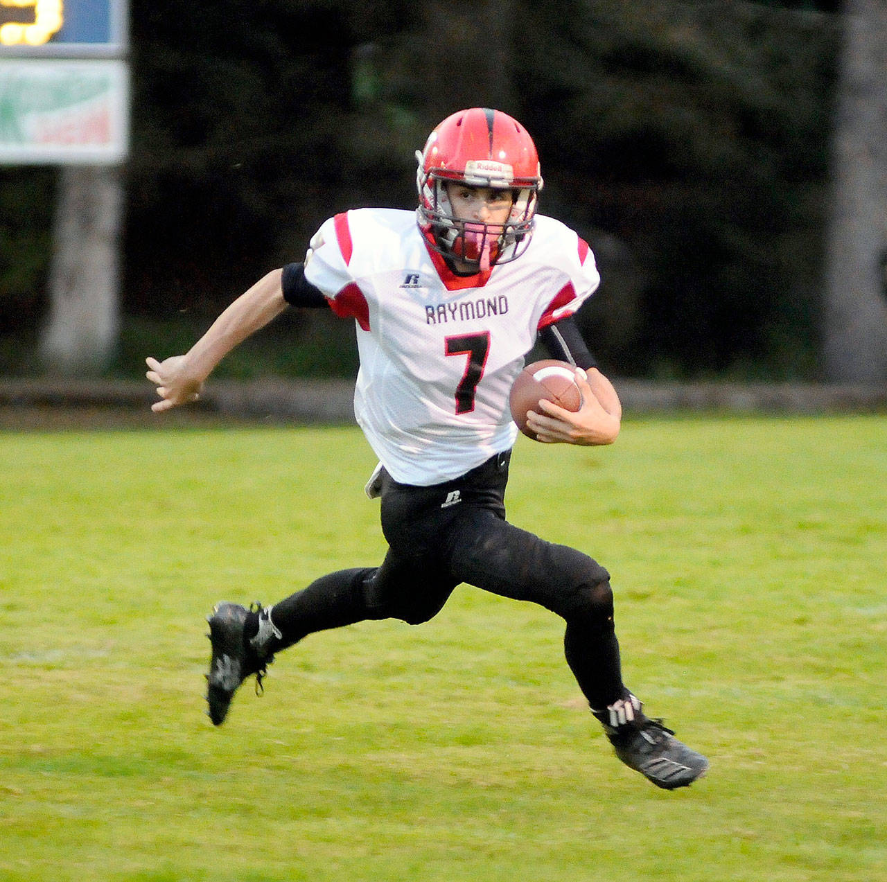 Raymond running back McCartney Maden, seen here in a file photo, ran for over 100 yards in a win over North Beach on Friday. Raymond aims to stay in the 2B Pacific League race when it takes on Ocosta on Friday. (Ryan Sparks | Grays Harbor News Group)