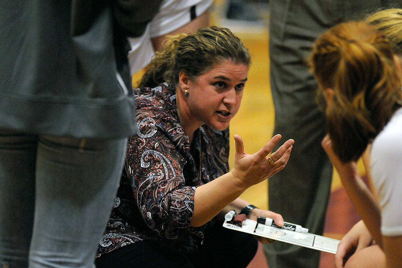 The Montesano School Board voted 4-1 to not renew the contract of Bulldogs girls basketball head coach Julie Graves (pictured here in a game from last season) in a meeting on Friday, Oct. 24. (File Photo)