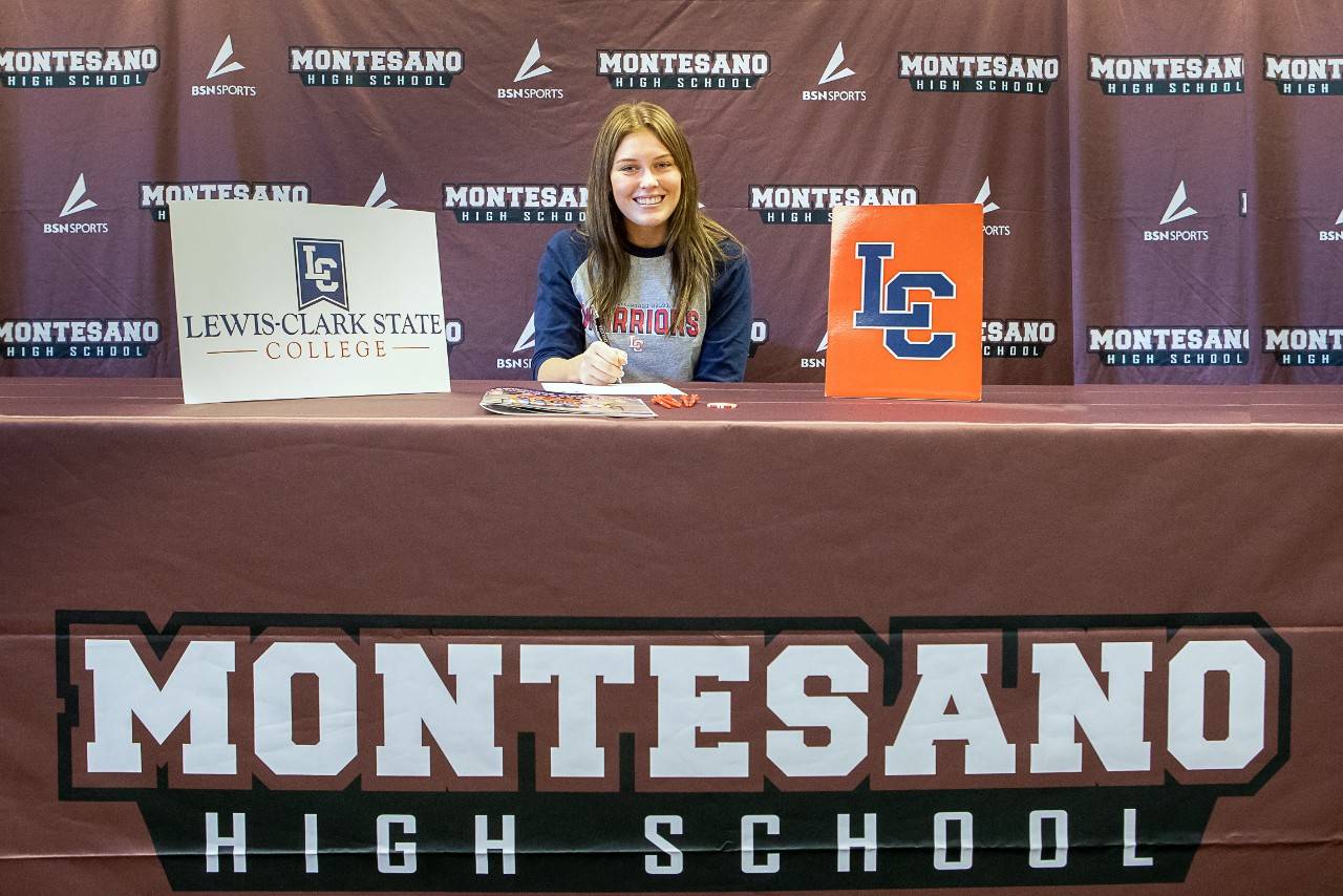 Montesano senior Mylaina Parker signs a National Letter of Intent to play golf for Lewis-Clark State College on Wednesday at Montesano High School. (Photo by Shawn Donnelly)