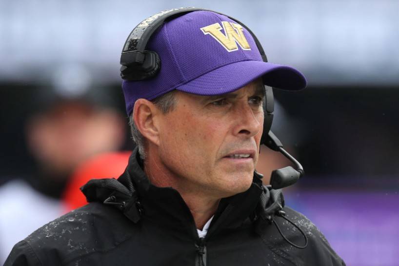 Chris Petersen steps down as Huskies’ head football coach