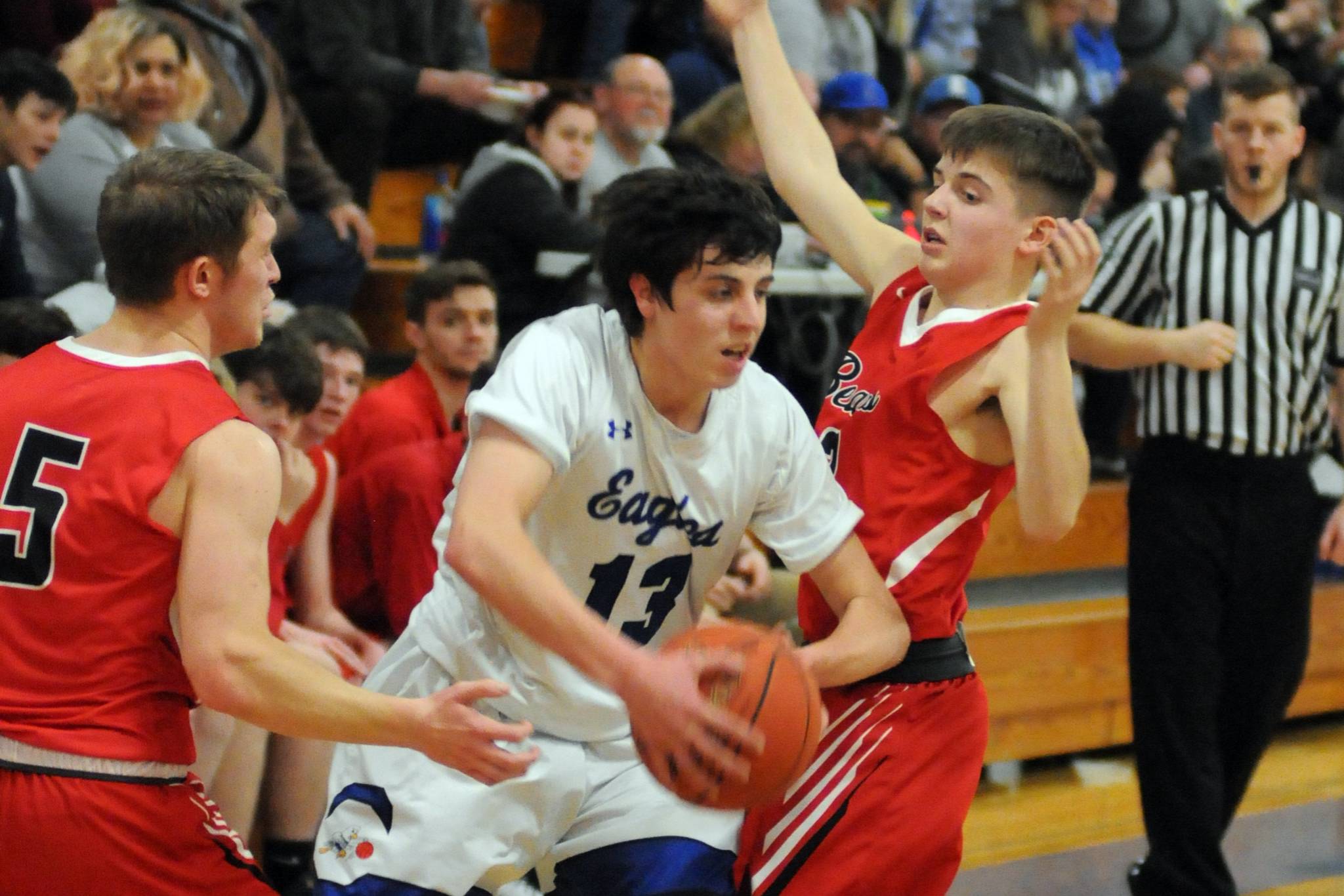 Thursday Roundup: Elma turnaround continues with win over Tenino