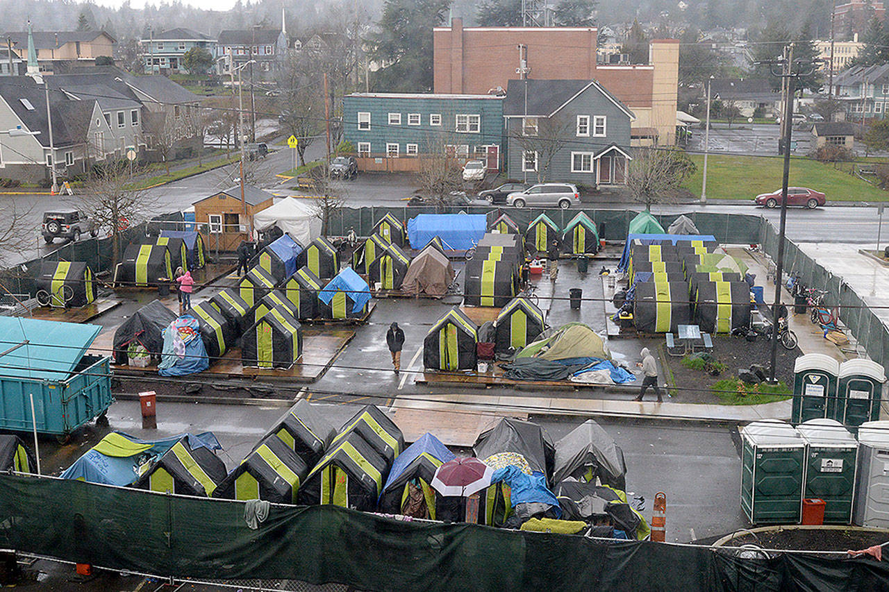 The temporary homeless camp behind Aberdeen City Hall on Friday morning. (Thorin Sprandel | Grays Harbor News Group)