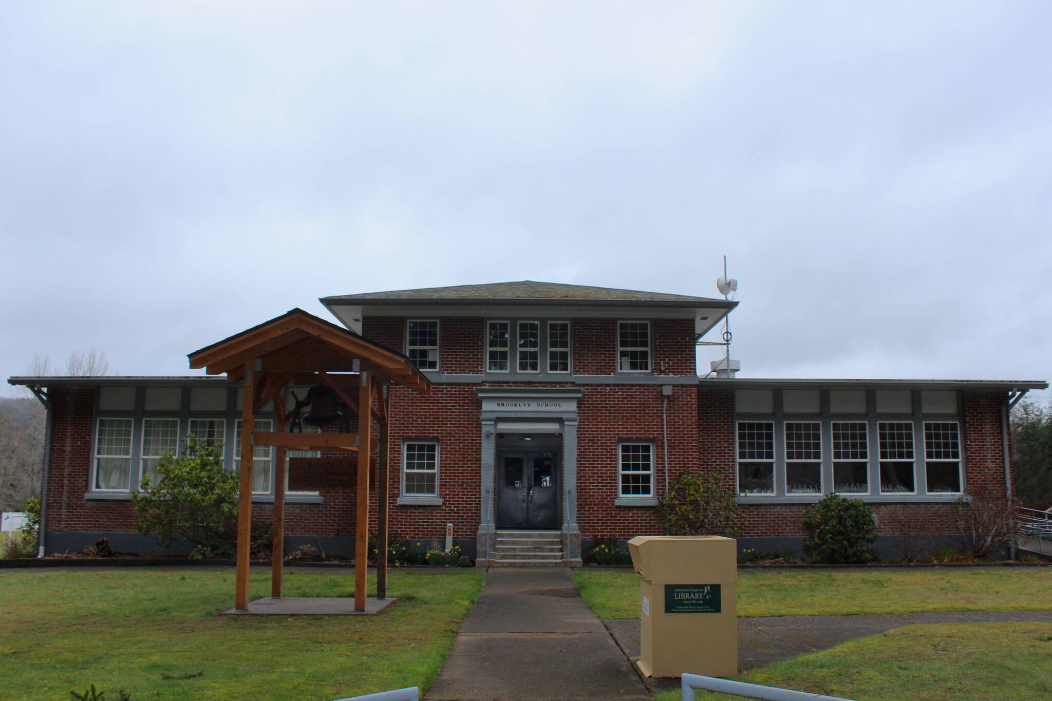 The Brooklyn School, founded in 1893, is home to the North River School District. Students will not be returning to the building until next week, after the state indoor mask mandate is lifted. Photo courtesy of Colin Nelson.