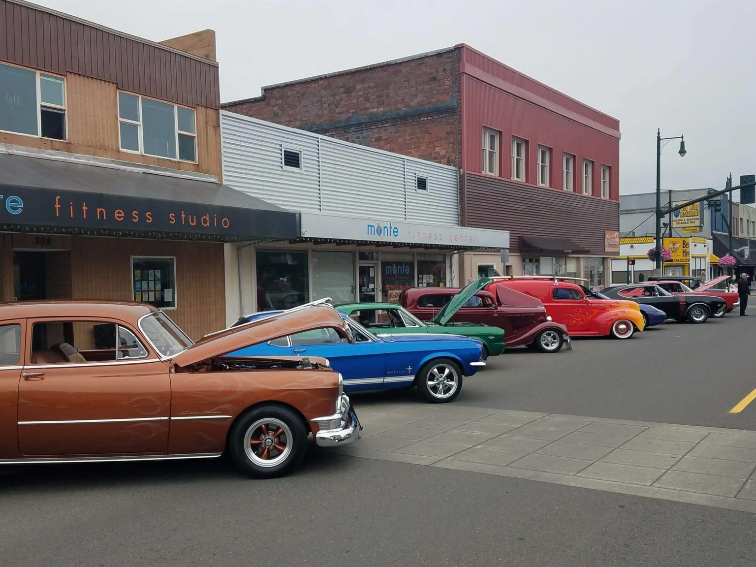 Historic Car Show cruises into Montesano The Vidette